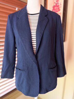 Blue Pendelton Virgin Wool Jacket Vintage 10  Petite, fits a size 4